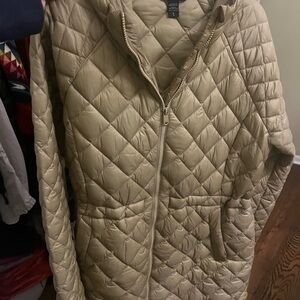 Athleta Quilted Beige Puffer Jacket